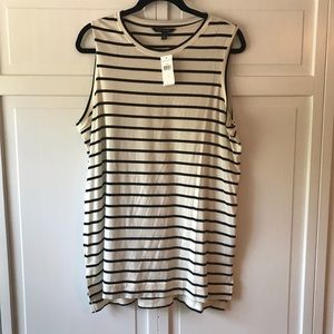 NWT Banana Republic black white striped tunic